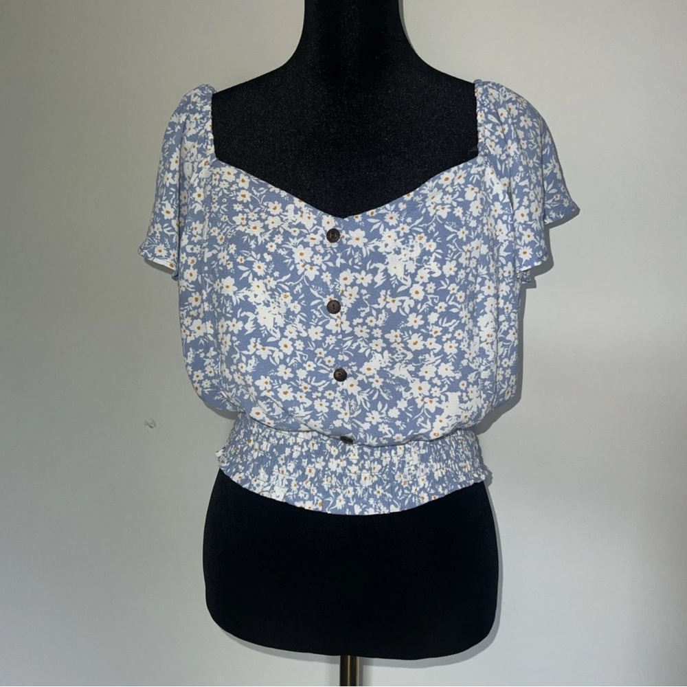 Monteau Light Blue and Cream Floral Blouse